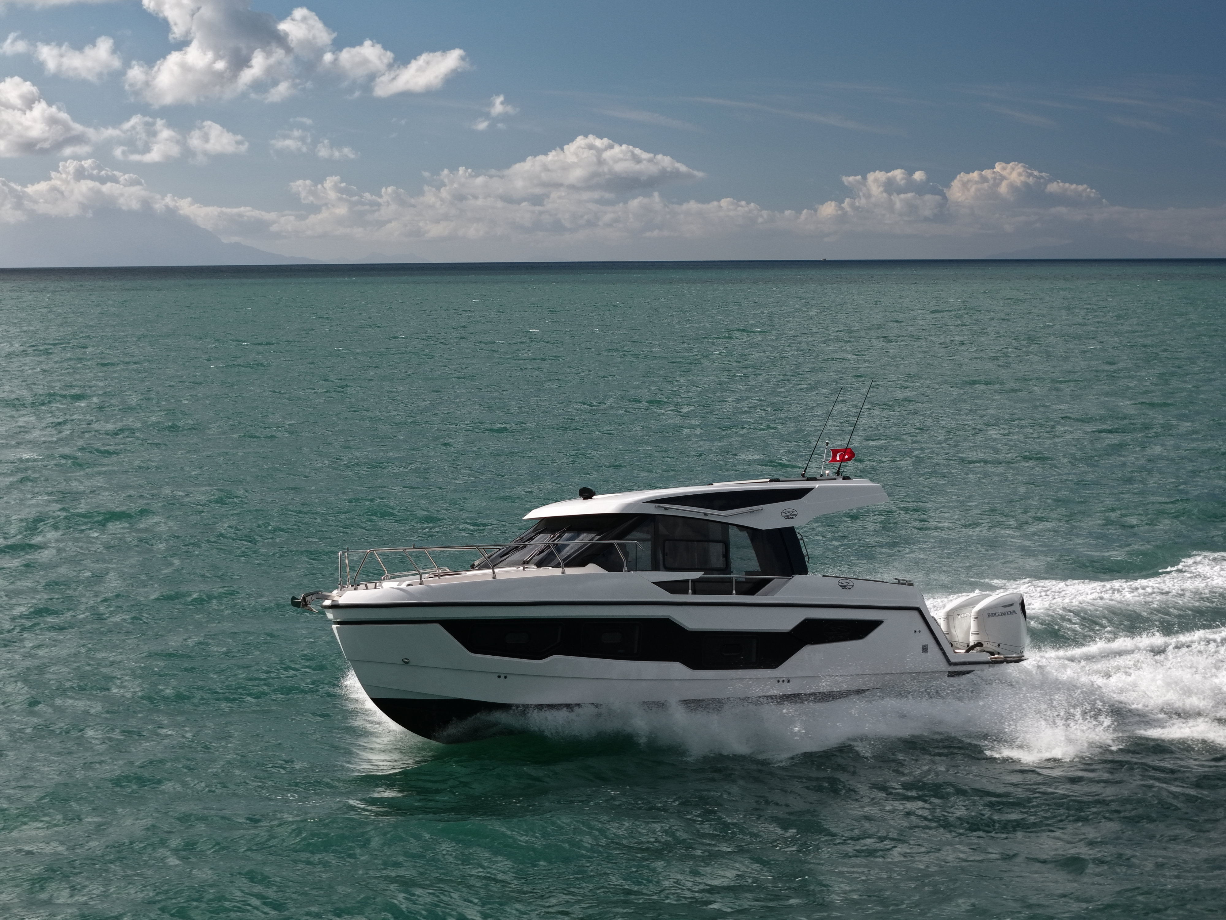 SVT 10.50 Solara 35 by Sancak Yat